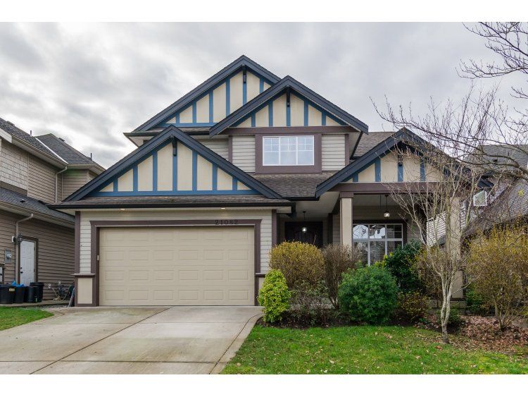 Main Photo: 21082 83B Avenue in Langley: Willoughby Heights House for sale : MLS®# R2038203