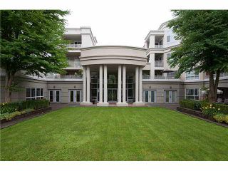 Photo 2: 231 3098 GUILDFORD Way in Coquitlam: North Coquitlam Condo for sale in "MARLBUROUGH HOUSE" : MLS®# V1074215