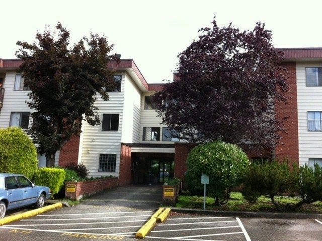 Main Photo: D433 1909 SALTON Road in Abbotsford: Central Abbotsford Condo for sale in "Forest Village" : MLS®# R2240869