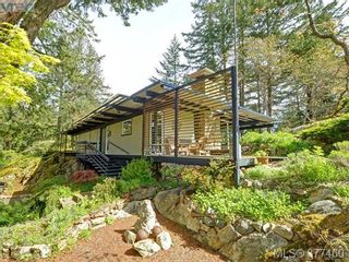 Photo 18: 4513 Edgewood Pl in VICTORIA: SE Broadmead House for sale (Saanich East)  : MLS®# 757832