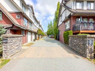 Photo 1: 152 16177 83 Avenue in Surrey: Fleetwood Tynehead Townhouse for sale : MLS®# R2817248