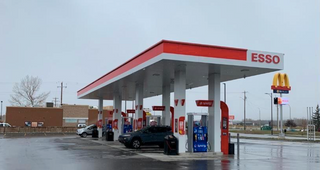 Photo 1: ESSO Gas station for sale Alberta: Commercial for sale : MLS®# 4287392