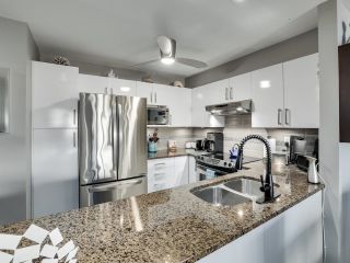 Photo 9: 210 15621 MARINE Drive: White Rock Condo for sale in "PACIFIC POINT" (South Surrey White Rock)  : MLS®# R2623591