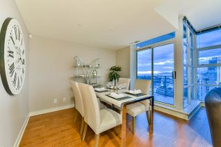 Photo 8: 2605 638 BEACH Crescent in Vancouver: Yaletown Condo for sale in "ICON I" (Vancouver West)  : MLS®# R2382377