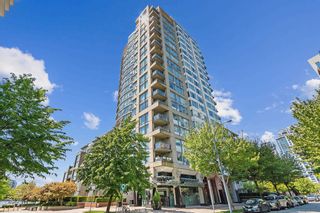 Photo 1: 1505 1383 MARINASIDE Crescent in Vancouver: Yaletown Condo for sale in "The Columbus in Yaletown" (Vancouver West)  : MLS®# R2668210