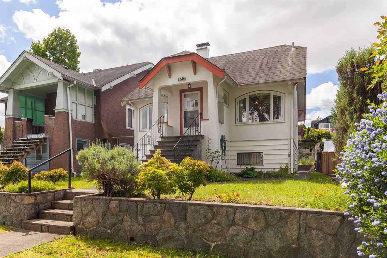 Main Photo: 2356 KITCHENER Street in Vancouver: Grandview Woodland House for sale in "Commercial Drive/Grandview" (Vancouver East)  : MLS®# R2592334