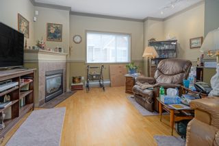 Photo 3: 14 9288 KEEFER Avenue in Richmond: McLennan North Townhouse for sale in "ASTORIA" : MLS®# R2431724