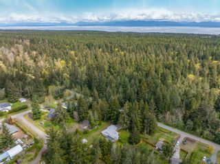 Photo 22: 5105 Mitchell Rd in Courtenay: CV Courtenay North House for sale (Comox Valley)  : MLS®# 900656