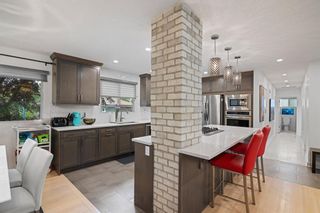 Photo 9: 25 Kendall Place SW in Calgary: Kingsland Detached for sale : MLS®# A2060003