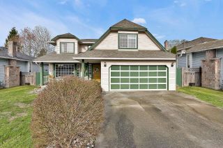 Photo 1: 15483 93A Avenue in Surrey: Fleetwood Tynehead House for sale in "BERKSHIRE PARK" : MLS®# R2632048
