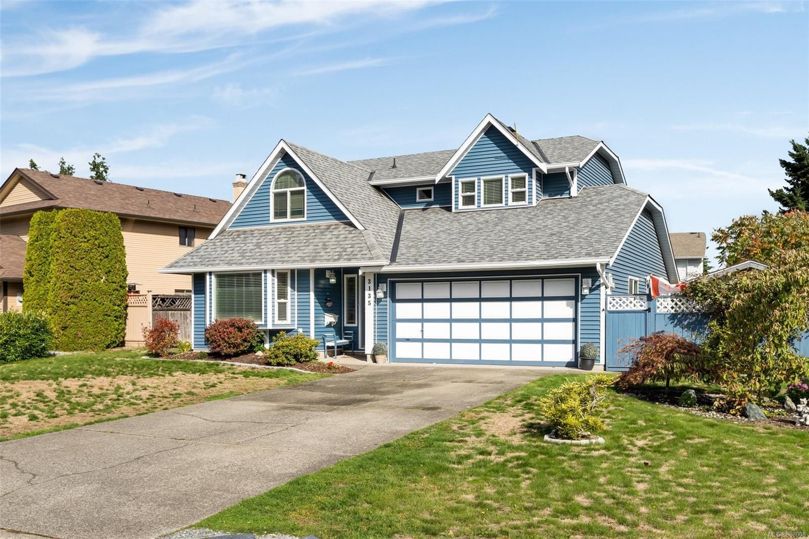Main Photo: 3135 Antrobus Cres in Colwood: Co Sun Ridge House for sale : MLS®# 888008
