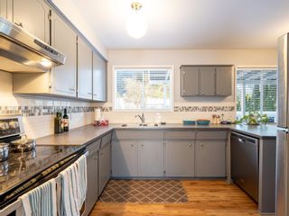 Photo 10: 38160 WESTWAY Avenue in Squamish: Valleycliffe House for sale : MLS®# R2741082