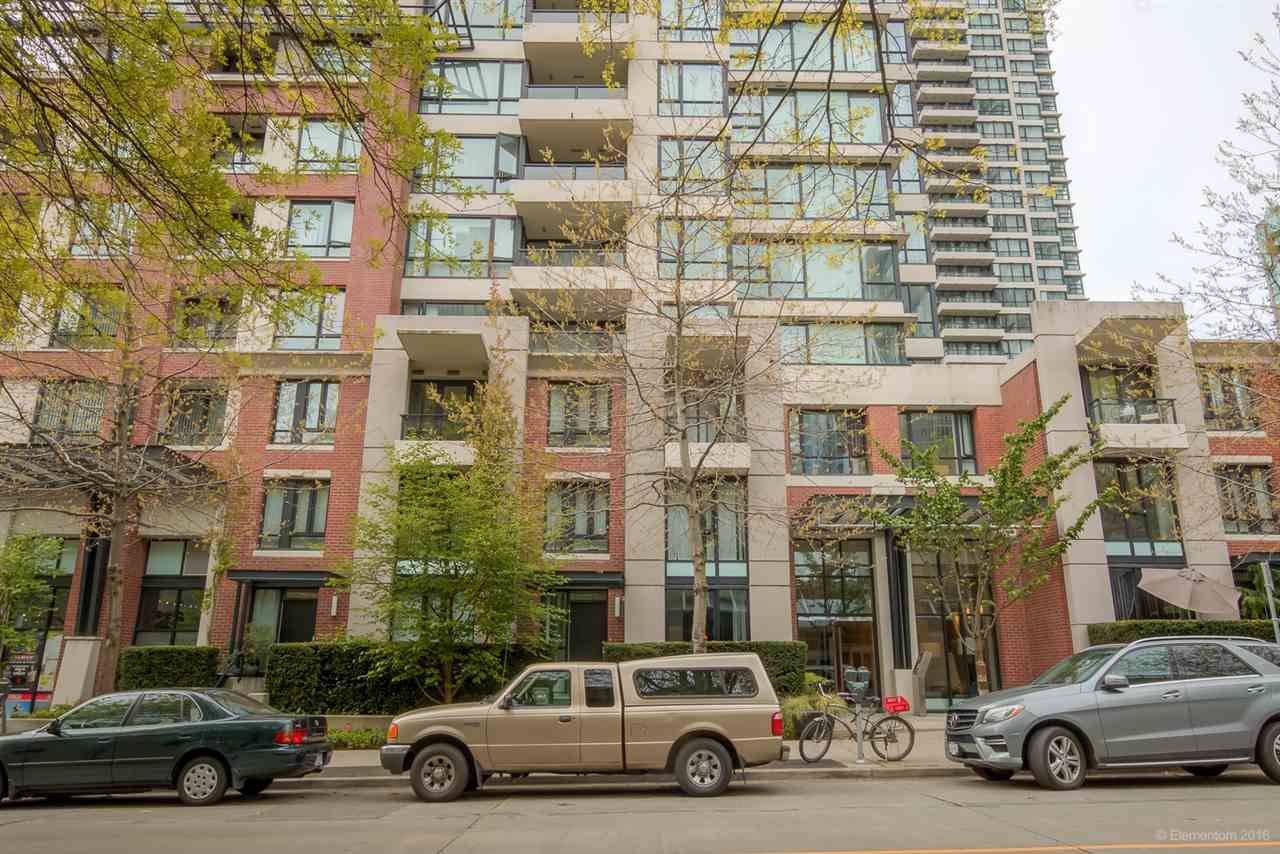 Main Photo: 2904 977 MAINLAND Street in Vancouver: Yaletown Condo for sale in "YALETOWN PARK 3" (Vancouver West)  : MLS®# R2059019