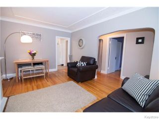 Photo 3: 102 Kingston Row in WINNIPEG: St Vital Residential for sale (South East Winnipeg)  : MLS®# 1529788