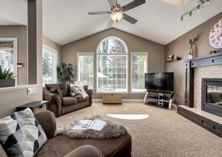 Photo 9: 50 Mt Gibraltar Place SE in Calgary: McKenzie Lake Detached for sale : MLS®# A1256761