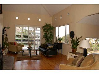 Photo 3: MISSION HILLS House for sale : 3 bedrooms : 1845 Neale Street in San Diego