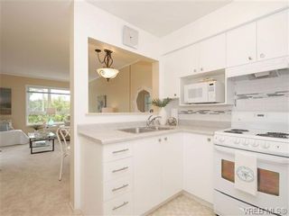 Photo 11: 211 2227 James White Blvd in SIDNEY: Si Sidney North-East Condo for sale (Sidney)  : MLS®# 673564