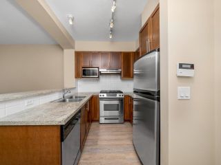 Photo 9: 107 2250 WESBROOK Mall in Vancouver: University VW Condo for sale in "CHAUCER HALL" (Vancouver West)  : MLS®# R2656257