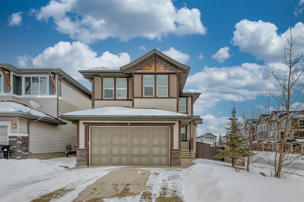 Main Photo: 4 Evansview Park NW in Calgary: Evanston Detached for sale : MLS®# A2029589
