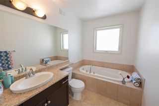 Photo 23: 23 Copperfield Bay in Winnipeg: Bridgwater Forest Residential for sale (1R)  : MLS®# 202102442