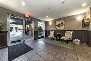 Photo 2: 111 2558 PARKVIEW Lane in Port Coquitlam: Central Pt Coquitlam Condo for sale : MLS®# R2316024