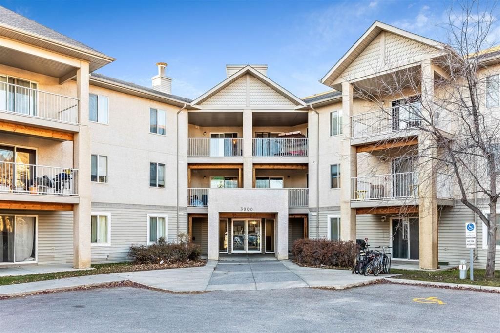 Main Photo: 302 3000 Citadel Meadow Point NW in Calgary: Citadel Apartment for sale : MLS®# A1161229