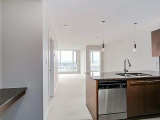 Photo 6: 2508 4888 BRENTWOOD Drive in Burnaby: Brentwood Park Condo for sale in "FITZGERALD" (Burnaby North)  : MLS®# R2077272