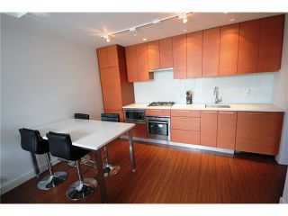Photo 3: 446 222 RIVERFRONT Avenue SW in : Downtown Condo for sale (Calgary)  : MLS®# C3627346