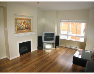 Photo 6: 12 9308 KEEFER Avenue in Richmond: McLennan North Townhouse for sale in "VANDA" : MLS®# V677111