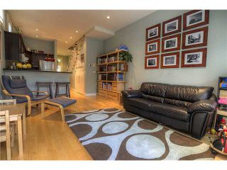 Photo 3: 1394 VICTORIA Drive in Vancouver: Grandview VE 1/2 Duplex for sale in "COMMERCIAL DRIVE" (Vancouver East)  : MLS®# V1037664
