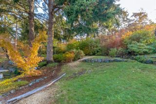 Photo 30: 1724 Kingsberry Cres in Saanich: SE Mt Tolmie House for sale (Saanich East)  : MLS®# 917241