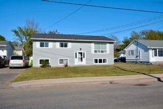 Photo 1: 44 Queen Street in Digby: Digby County Residential for sale (Annapolis Valley)  : MLS®# 202309490