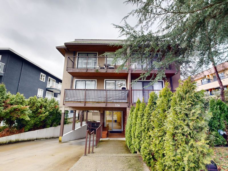 FEATURED LISTING: 305 - 530 NINTH Street New Westminster