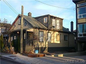 Main Photo: 119 St. Lawrence St in VICTORIA: Vi James Bay House for sale (Victoria)  : MLS®# 556315