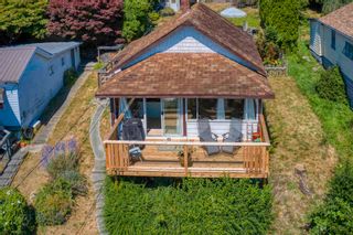 Photo 18: 517 SOUTH FLETCHER Street in Gibsons: Gibsons & Area House for sale (Sunshine Coast)  : MLS®# R2599686
