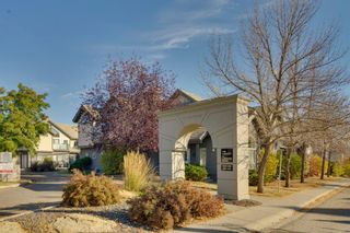 Main Photo: 35 5616 14 Avenue SW in Calgary: Christie Park Row/Townhouse for sale : MLS®# A2010836