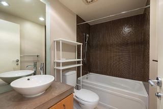Photo 12: 2203 638 BEACH Crescent in Vancouver: Yaletown Condo for sale (Vancouver West)  : MLS®# R2705400