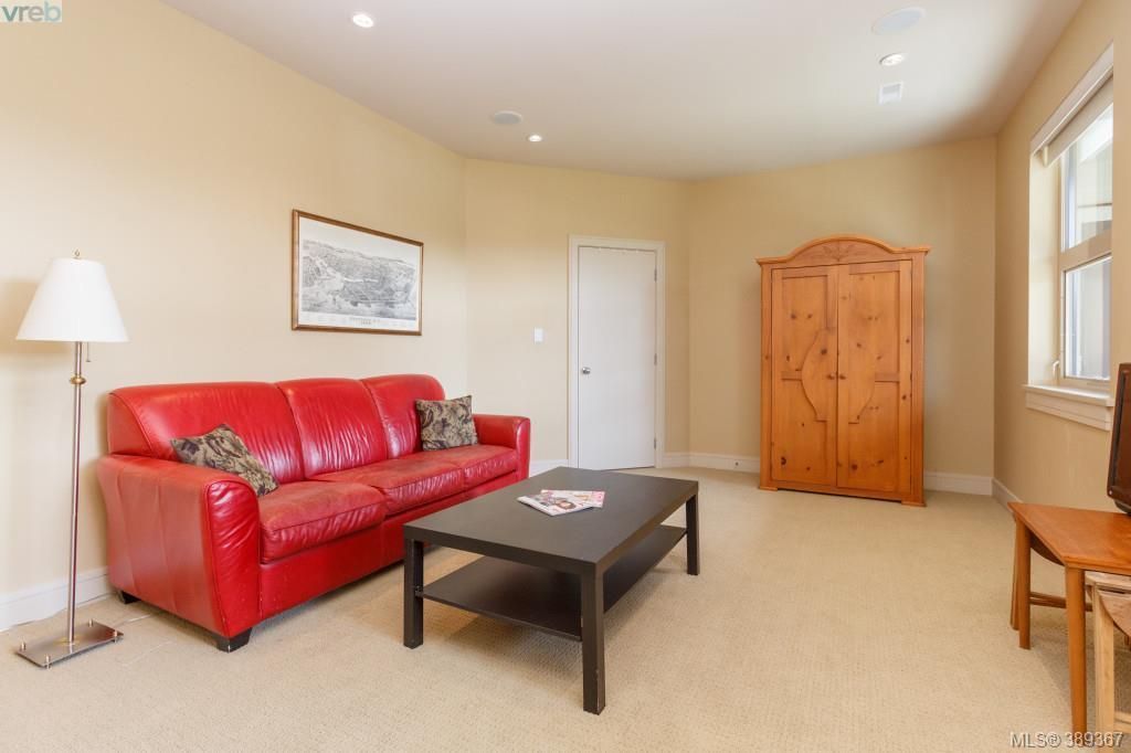 Photo 13: Photos: 24 Tawny Pl in VICTORIA: VR Hospital House for sale (View Royal)  : MLS®# 782549