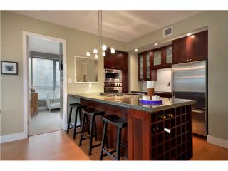Photo 1: 302 1863 ALBERNI Street in Vancouver: West End VW Condo for sale in "LUMIERE" (Vancouver West)  : MLS®# V931641