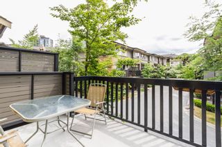 Photo 8: 97 100 KLAHANIE Drive in Port Moody: Port Moody Centre Townhouse for sale in "Indigo" : MLS®# R2075221