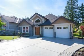 Photo 2: 2136 Champions Way in Langford: La Bear Mountain House for sale : MLS®# 959979