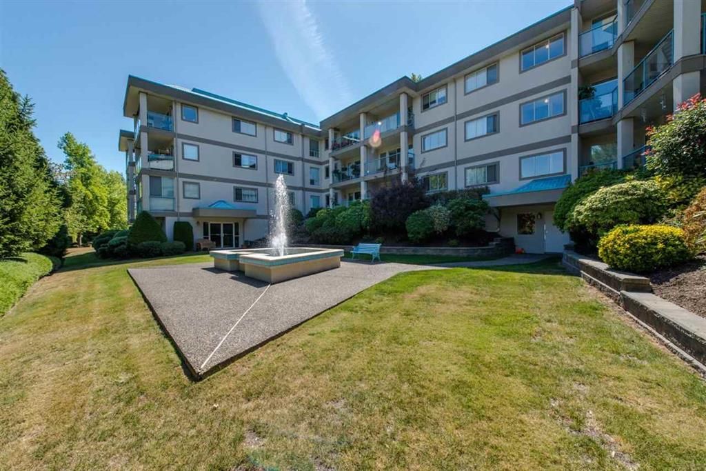 Main Photo: 112 33090 George Ferguson Way in Abbotsford: Central Abbotsford Condo for sale : MLS®# R2123498