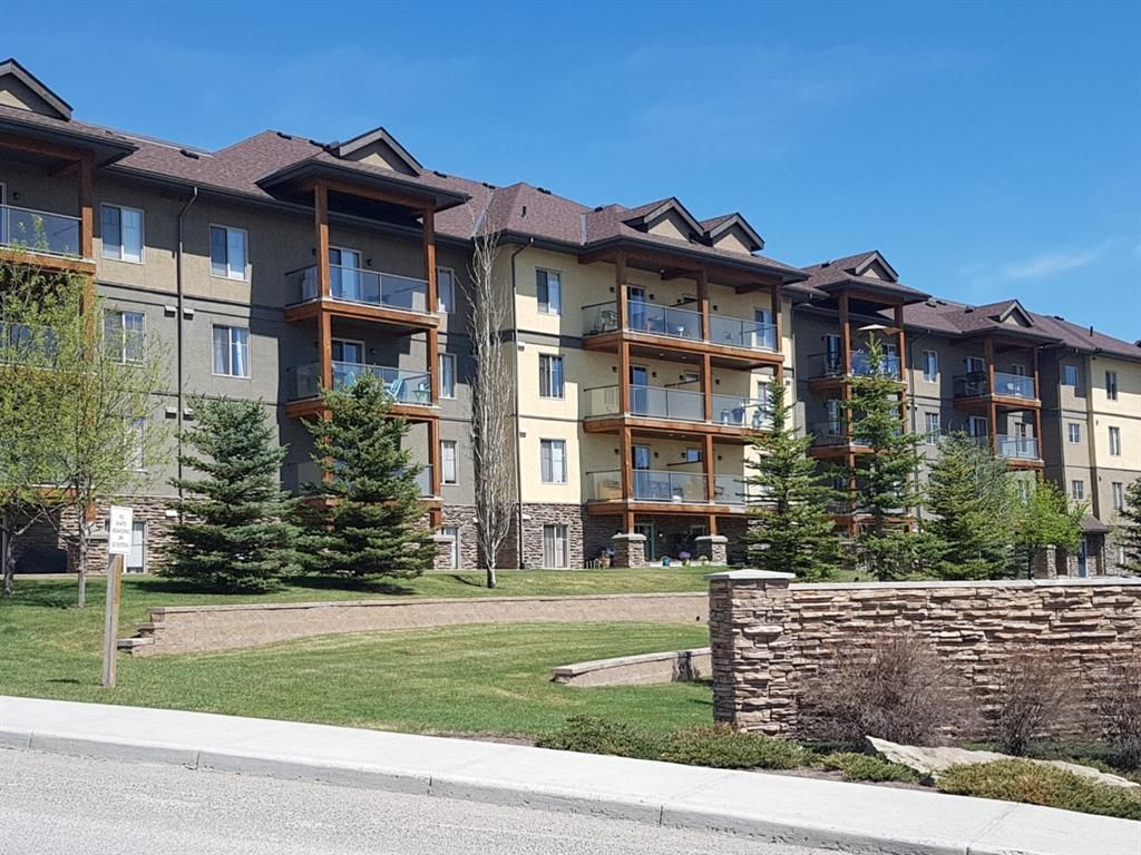 Main Photo: 1208 92 Crystal Shores Road: Okotoks Apartment for sale : MLS®# A1089465