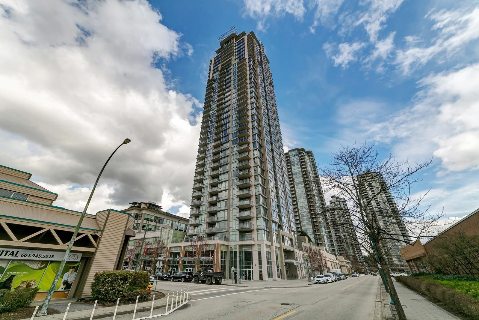 Main Photo: 4103 2955 ATLANTIC Avenue in Coquitlam: North Coquitlam Condo for sale in "Oasis by Onni" : MLS®# R2840078