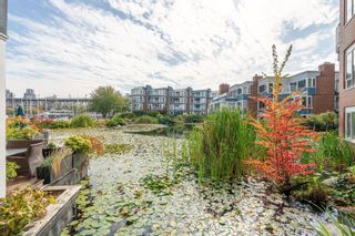 Photo 1: 1598 ISLAND PARK Walk in Vancouver: False Creek Townhouse for sale in "The Lagoons" (Vancouver West)  : MLS®# R2813944