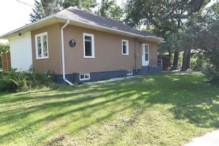 Photo 2: 30 THIRD Street in Starbuck: RM of MacDonald Residential for sale (R08)  : MLS®# 202221971