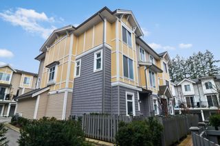 Photo 2: 44 9718 161A Street in Surrey: Fleetwood Tynehead Townhouse for sale in "Canopy" : MLS®# R2655212