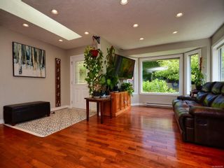 Photo 15: 3492 Sunheights Dr in Langford: La Walfred House for sale : MLS®# 876099