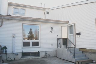 Photo 1: 117 Marlborough Place in Edmonton: Zone 20 Townhouse for sale : MLS®# E4269357
