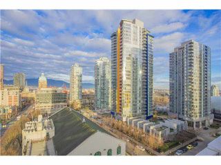 Photo 36: 2301 161 W GEORGIA Street in Vancouver: Downtown VW Condo for sale in "COSMO/DOWNTOWN" (Vancouver West)  : MLS®# R2556752